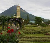 Arenal_Volcano_seen_from_La_Fortuna,_Costa_Rica