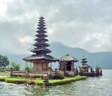 indonesia-BEDUGUL BRATAN LAKE