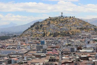 Ecuador & Galápagos: Andes to Isles