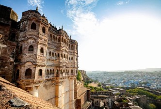 Rajasthan & the Taj: Painted Havelis to Marble Dreams