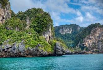 Enchanting Luxury Thailand: Temples, Beaches, Culture, Spas & Wildlife