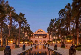 Dubai and Maldives Luxury Retreat: Luxury, Beaches, Culture, Shopping & Relaxation