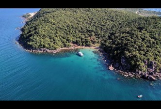 Vietnam Odyssey: Hanoi to Phú Quốc — Mountains, Karsts, Citadels & Islands