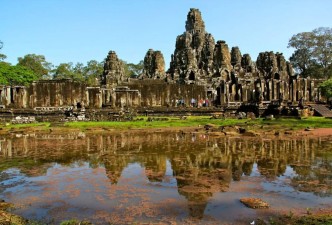 Cambodia & Vietnam Highlights: Temples, Culture, History & Landscapes
