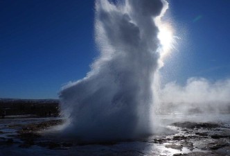 Kaleidoscope of Iceland: Volcanoes, Glaciers, Geysers & Landscapes