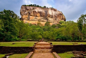 Sri Lanka Discovery: Forts, Forests & Highlands