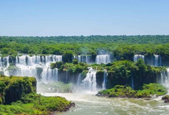 Two Nations, Three Icons: Buenos Aires, Iguazu, Rio