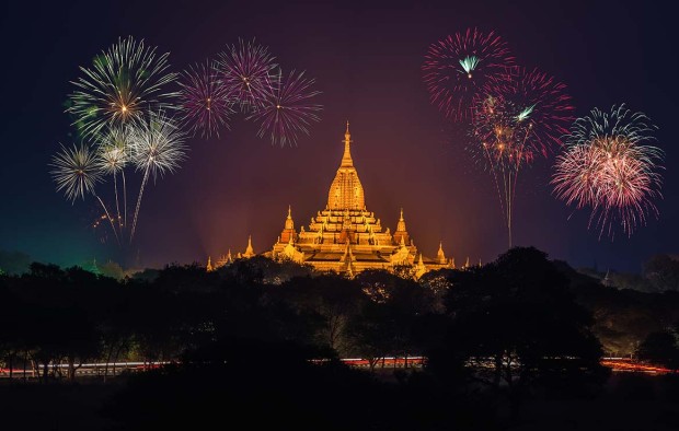 Fireworks in Bagan - Lumle holidays