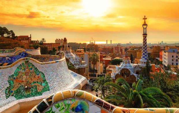 Park Guell in Barcelona - Lumle holidays