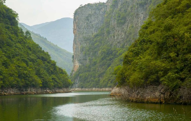 Three gorges, Yangtze river