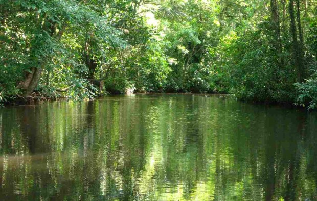 costa-rica-lake