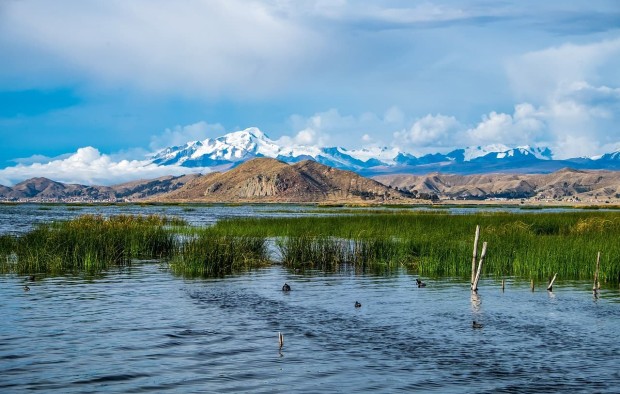 lake-titicaca