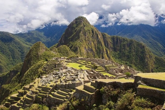 Mystical Peru tour - panoramic view of Machu Picchu at sunrise