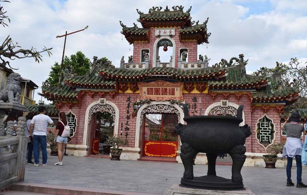 Hoi An China Temple - Lumle Holidays
